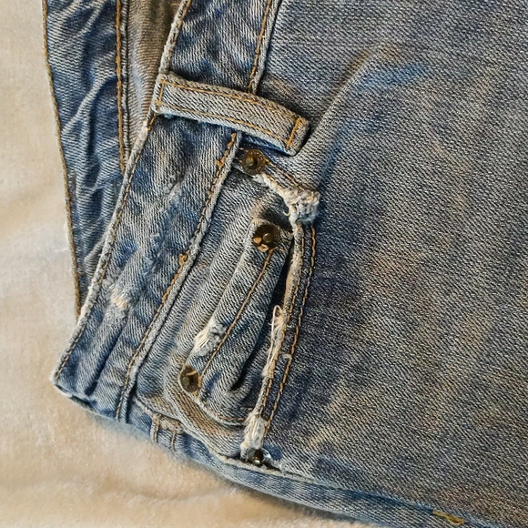 Vintage Bullhead Laguna boot cut distressed blue jean. Size 5 - Picture 5 of 11